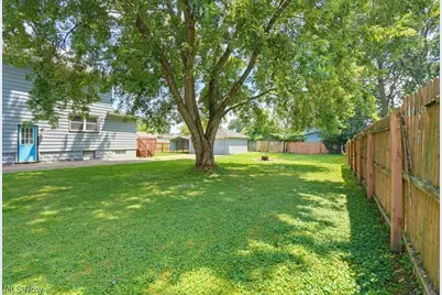 1866 Flint Avenue, Akron, OH 44305 - Photo 34
