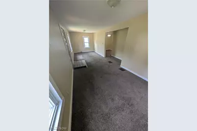 328 Wood Alley, East Liverpool, OH 43920 - Photo 4