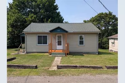 328 Wood Alley, East Liverpool, OH 43920 - Photo 1