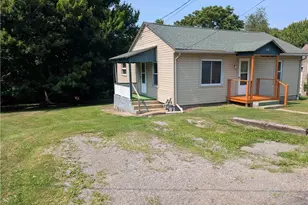 328 Wood Alley, East Liverpool, OH 43920 - Photo 2
