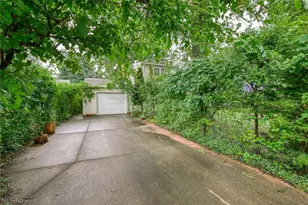 737 Allerton St, Kent, OH 44240 - Photo 2