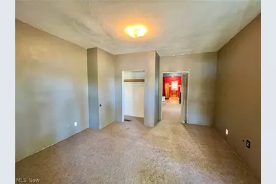 226 E Pace Avenue, Akron, OH 44319 - Photo 18