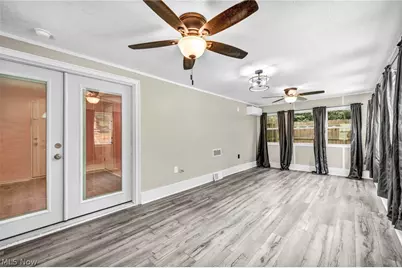 14554 Plum Creek Drive, Columbia Station, OH 44028 - Photo 12