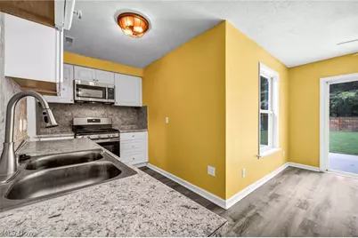 14554 Plum Creek Drive, Columbia Station, OH 44028 - Photo 18