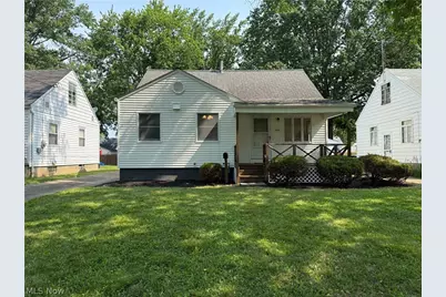 522 Eastern Heights Boulevard, Elyria, OH 44035 - Photo 1