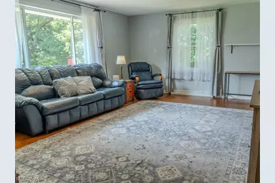 9811 Bellhaven Avenue NW, Uniontown, OH 44685 - Photo 14