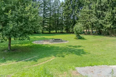 9811 Bellhaven Avenue NW, Uniontown, OH 44685 - Photo 6