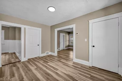 911 Royal Road, Loveland, OH 44110 - Photo 38