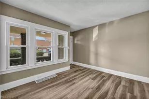 911 Royal Rd, Loveland, OH 44110 - Photo 14