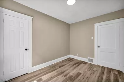 911 Royal Road, Loveland, OH 44110 - Photo 10