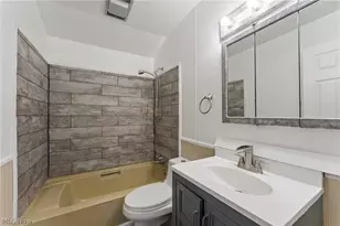 17632 Laurel Ave, Lake Milton, OH 44429 - Photo 30