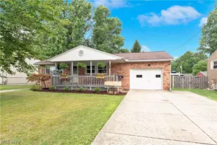 168 Georgetown Pl, Youngstown, OH 44515 - Photo 2