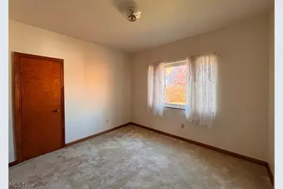 125 Bird Way, Weirton, WV 26062 - Photo 10