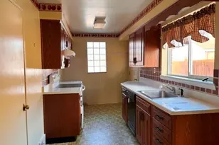 125 Bird Way, Weirton, WV 26062 - Photo 8