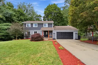 7909 Lake O Springs Avenue NW, North Canton, OH 44720 - Photo 2