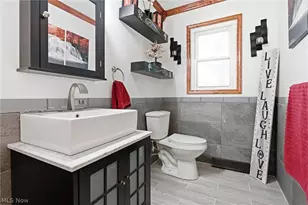 7909 Lake O'springs Ave NW, North Canton, OH 44720 - Photo 20