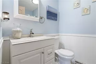 7909 Lake O'springs Ave NW, North Canton, OH 44720 - Photo 32