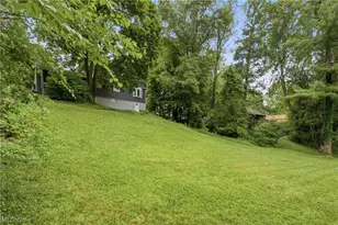 7909 Lake O'springs Ave NW, North Canton, OH 44720 - Photo 50