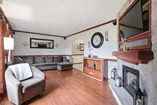 7909 Lake O'springs Ave NW, North Canton, OH 44720 - Photo 12