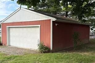 339 Belle Street SW, Hartville, OH 44632 - Photo 4