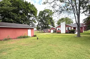 339 Belle Street SW, Hartville, OH 44632 - Photo 2