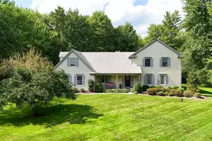 698 Deep Woods Dr, Aurora, OH 44202 - Photo 1