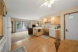 698 Deep Woods Dr, Aurora, OH 44202 - Photo 28