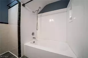 1563 Cordova Ave, Oakwood, OH 44107 - Photo 12