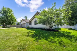 690 Grantwood Ave, Sheffield Lake, OH 44054 - Photo 2