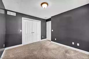690 Grantwood Ave, Sheffield Lake, OH 44054 - Photo 18