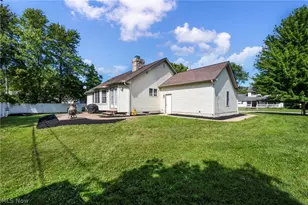 690 Grantwood Ave, Sheffield Lake, OH 44054 - Photo 32