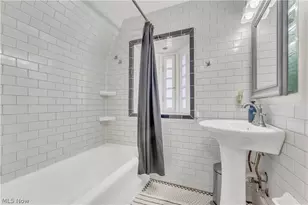 748 Evergreen Dr, Akron, OH 44303 - Photo 24