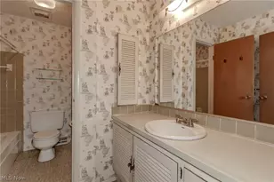 2218 Croydon Rd, Twinsburg, OH 44087 - Photo 36