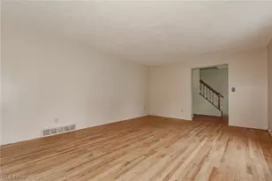2218 Croydon Rd, Twinsburg, OH 44087 - Photo 4