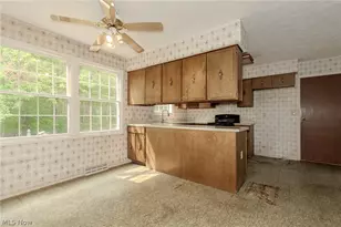 2218 Croydon Rd, Twinsburg, OH 44087 - Photo 8