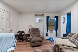 216 W Pennsylvania Ave, Sebring, OH 44672 - Photo 4