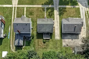 888 Frederick Blvd, Akron, OH 44320 - Photo 16