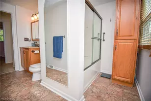 1674 Cloverview Dr, Green, OH 44685 - Photo 28