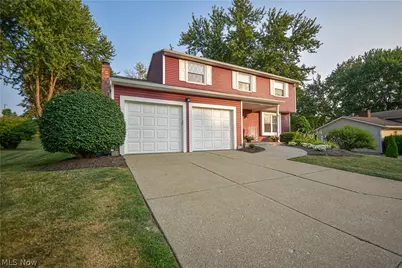 1674 Cloverview Drive, Green, OH 44685 - Photo 2