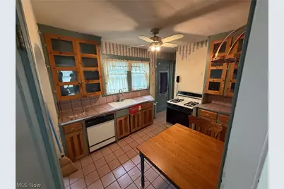 254 N Highland Avenue, Akron, OH 44303 - Photo 6