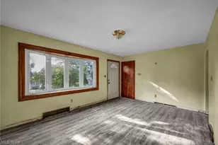 2680 Nesmith Lake Blvd, Akron, OH 44314 - Photo 6
