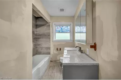 2680 Nesmith Lake Boulevard, Akron, OH 44314 - Photo 16