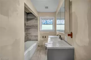 2680 Nesmith Lake Blvd, Akron, OH 44314 - Photo 16