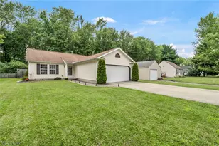 6302 Ridgeview Blvd, North Ridgeville, OH 44039 - Photo 2