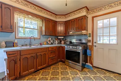 7101 Pinecrest Street NE, Canton, OH 44721 - Photo 14