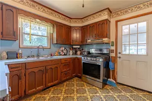 7101 Pinecrest St NE, Canton, OH 44721 - Photo 14