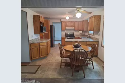 95 River Park Boulevard, Munroe Falls, OH 44262 - Photo 6