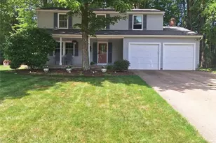 95 River Park Blvd, Munroe Falls, OH 44262 - Photo 1