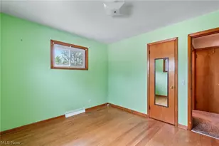 917 35th St NW, Canton, OH 44709 - Photo 18