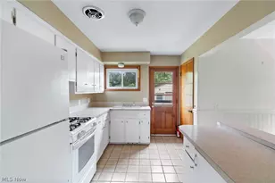 917 35th St NW, Canton, OH 44709 - Photo 10